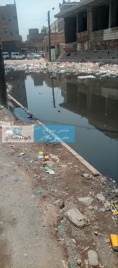 اخبار اليمن الان بحيرة المجاري تغرق شارع بعدن اخبار اليمن الان الحدث اليوم عاجل