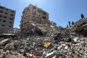 صحيفة الثورة صنعاء اخبار اليمن الان المتحدة المباني المتضررة اقتراب الأمطار اخبار اليمن الان الحدث اليوم عاجل صحيفة الثورة صنعاء