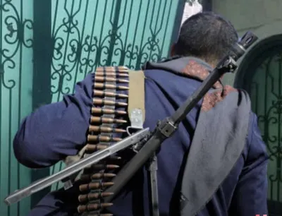 اخبار اليمن الان يقتحم مستشار الدفاع محتوياته بصنعاء اخبار اليمن الان الحدث اليوم عاجل