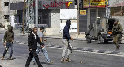 اخبار اليمن الان إصابات واقتلاع باعتداء للمستوطنين بالخليل اخبار اليمن الان الحدث اليوم عاجل