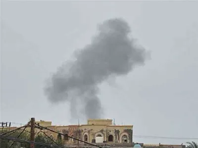 اخبار اليمن الان قصف صاروخي بالقرب قناة الجمهورية اخبار اليمن الان الحدث اليوم عاجل