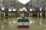صحيفة الثورة صنعاء اخبار اليمن الان مواراة الثورة الإيرانية بالحرم الرضوي اخبار اليمن الان الحدث اليوم عاجل صحيفة الثورة صنعاء