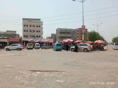 اخبار اليمن الان مطالبات بإعادة سفلتة وتنظيم الممدارة اخبار اليمن الان الحدث اليوم عاجل