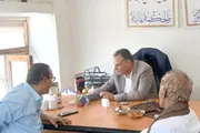 صحيفة الثورة صنعاء اخبار اليمن الان محافظ الانضباط الوظيفي المكاتب الخدمية اخبار اليمن الان الحدث اليوم عاجل صحيفة الثورة صنعاء
