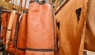 اخبار اليمن الان الصناعات الجلدية نجران موروث وإتقان اخبار اليمن الان الحدث اليوم عاجل