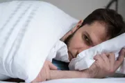 عاجل السعودية اخبار اليمن الان ارتباط الاستيقاظ المتكرر بزيادة الإصابة اخبار اليمن الان الحدث اليوم عاجل عاجل السعودية