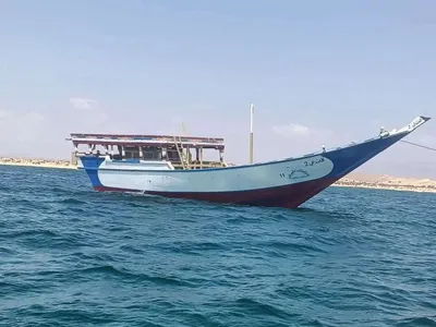 اخبار اليمن الان متضررين استهداف لقواربهم ميناء أرزاقهم اخبار اليمن الان الحدث اليوم عاجل