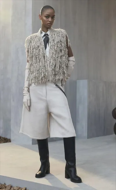 اخبار اليمن الان بأسلوب برونيلو كوتشينيلي الموضة النسائية اخبار اليمن الان الحدث اليوم عاجل