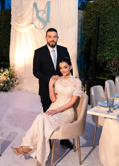 اخبار اليمن الان الأنظار بفستان خطوبة وبتطريزات دقيقة اخبار اليمن الان الحدث اليوم عاجل