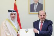 الزنداني يتسلم أوراق اعتماد السفير الكويتي ويؤكد التضامن...