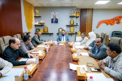 اخبار اليمن الان المحافظ اجتماعا التحديات التربوي والتحضيرات اخبار اليمن الان الحدث اليوم عاجل