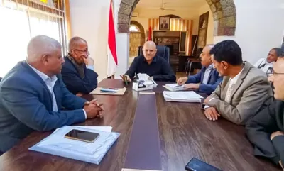 اخبار اليمن الان اجتماع لمناقشة والتركيز المشاريع الخدمية اخبار اليمن الان الحدث اليوم عاجل