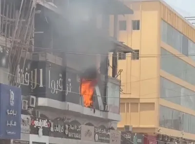 اخبار اليمن الان اندلاع حريق الحجاز القديم بعدن اخبار اليمن الان الحدث اليوم عاجل