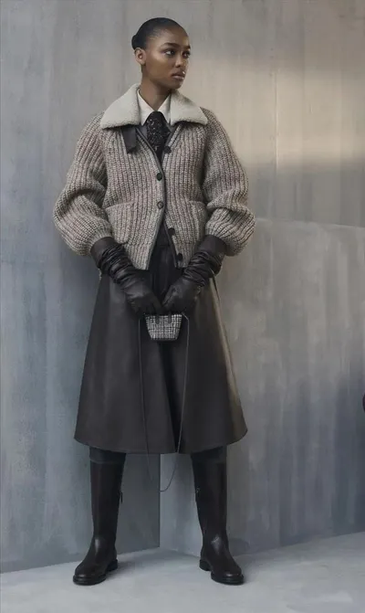 اخبار اليمن الان بأسلوب برونيلو كوتشينيلي الموضة النسائية اخبار اليمن الان الحدث اليوم عاجل