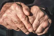 عرب تايم اخبار اليمن الان تريد إطالة طبيبة عادات كثيرون اخبار اليمن الان الحدث اليوم عاجل عرب تايم
