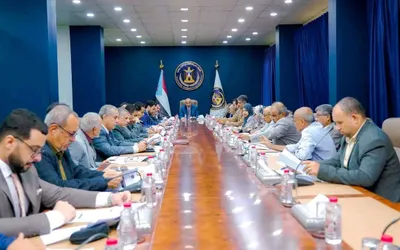 اخبار اليمن الان الزبيدي يعقد اجتماع عدن اخبار اليمن الان الحدث اليوم عاجل