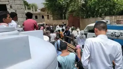 اخبار اليمن الان يحتجون للمطالبة بتسليم استغلال الوايتات اخبار اليمن الان الحدث اليوم عاجل