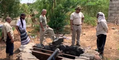 اخبار اليمن الان يفاجيء أطفال ومزارعي المخا بالهدايا اخبار اليمن الان الحدث اليوم عاجل