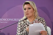 عرب تايم اخبار اليمن الان الخارجية الروسية زيلينسكي الإجرام الإرهابي اخبار اليمن الان الحدث اليوم عاجل عرب تايم