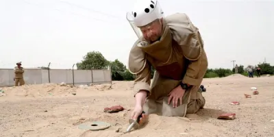 اخبار اليمن الان انفجار عدن ومقتل خبير متفجرات اخبار اليمن الان الحدث اليوم عاجل