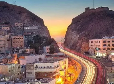 اخبار اليمن الان مسيرات مجهولة تحوم معاشيق عدن اخبار اليمن الان الحدث اليوم عاجل