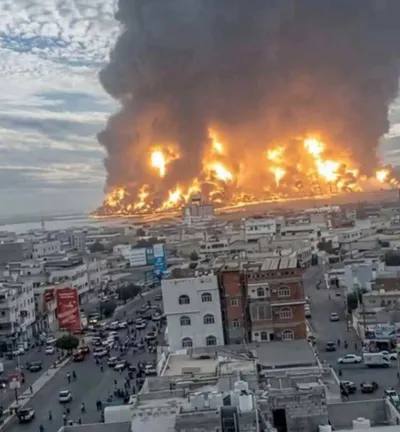 اخبار اليمن الان الحديدة ألسنة اللهب الرعب استهداف اخبار اليمن الان الحدث اليوم عاجل