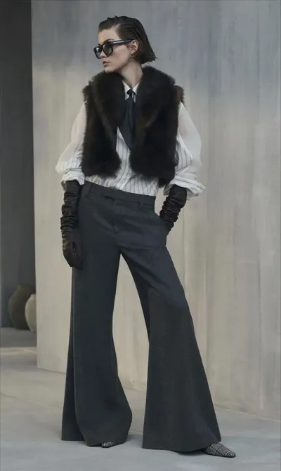 اخبار اليمن الان بأسلوب برونيلو كوتشينيلي الموضة النسائية اخبار اليمن الان الحدث اليوم عاجل