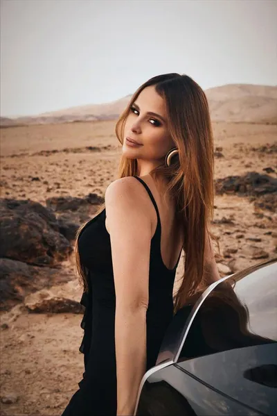 اخبار اليمن الان النجمة اللبنانية أمستردام الجمهور والمشاهير اخبار اليمن الان الحدث اليوم عاجل