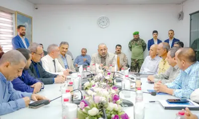 اخبار اليمن الان الرئيس الزبيدي مصافي ويشدد عودتها اخبار اليمن الان الحدث اليوم عاجل