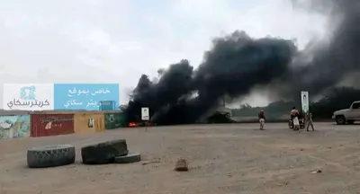 اخبار اليمن الان مسلحون يقطعون الساحلي بالحديدة ويمنعون اخبار اليمن الان الحدث اليوم عاجل