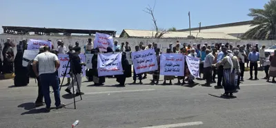 اخبار اليمن الان وموظفو المؤسسة والجسور بالعاصمة يطالبون اخبار اليمن الان الحدث اليوم عاجل