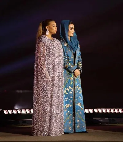 اخبار اليمن الان الأناقة الملكية الشيخة مهرجان الموضة اخبار اليمن الان الحدث اليوم عاجل