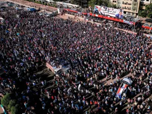 اخبار اليمن الان فقاعات الوصاية لصناعة كرتونية الجنوبي اخبار اليمن الان الحدث اليوم عاجل