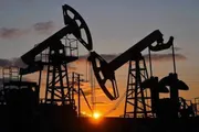 صحيفة الثورة صنعاء اخبار اليمن الان يتراجع المستثمرين لتطورات الأحداث الأوسط اخبار اليمن الان الحدث اليوم عاجل صحيفة الثورة صنعاء