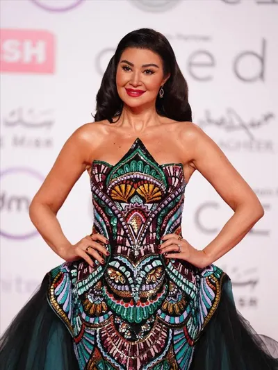 اخبار اليمن الان يسرقون الأضواء افتتاح القاهرة السينمائي اخبار اليمن الان الحدث اليوم عاجل