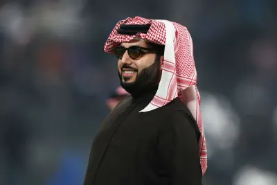 اخبار اليمن الان احتفاله بعيد ميلاده تعرفه المستشار اخبار اليمن الان الحدث اليوم عاجل