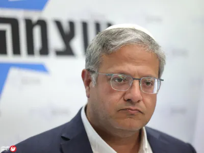 اخبار اليمن الان الهيروين الثقافي منتقدي ذراعه اليمنى اخبار اليمن الان الحدث اليوم عاجل