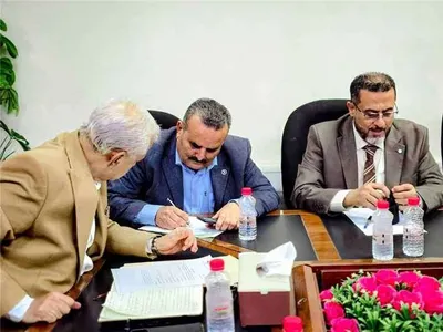 اخبار اليمن الان إجراء عملية استلام وتسليم الدولي اخبار اليمن الان الحدث اليوم عاجل