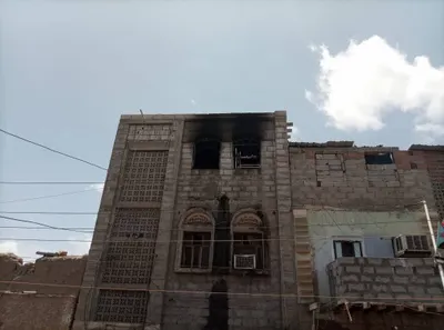 اخبار اليمن الان حريق هائل يلتهم منزلا باتيس اخبار اليمن الان الحدث اليوم عاجل