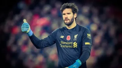 اخبار اليمن الان إصابته بإرتجاج البرازيلي ليفربول الإنجليزي اخبار اليمن الان الحدث اليوم عاجل