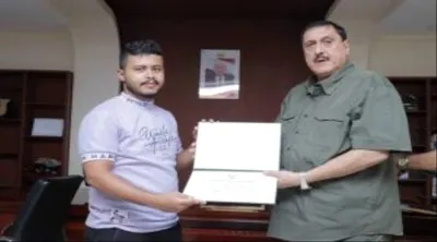 اخبار اليمن الان مدير يكرم الشباب ساهموا بالقبض اخبار اليمن الان الحدث اليوم عاجل