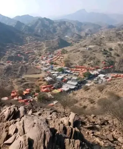 اخبار اليمن الان مليشيات الحوثي يمنيين مغادرة مهاجرين اخبار اليمن الان الحدث اليوم عاجل