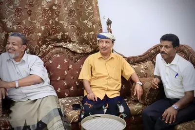 اخبار اليمن الان الجفري يطمئن الدكتور الغلام العمودي اخبار اليمن الان الحدث اليوم عاجل