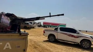 اخبار اليمن الان حضرموت يواصلون احتجاز ناقلات الهضبة اخبار اليمن الان الحدث اليوم عاجل