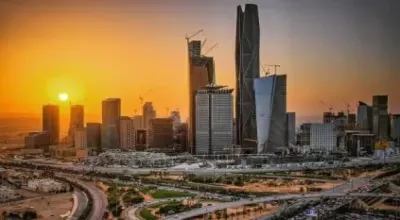اخبار اليمن الان أتربة مثارة ورياح السعودية الجمعة اخبار اليمن الان الحدث اليوم عاجل