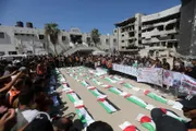 صحيفة الثورة صنعاء اخبار اليمن الان الفلسطينيون يشيعون شهيدا انتشلوا الركام اخبار اليمن الان الحدث اليوم عاجل صحيفة الثورة صنعاء