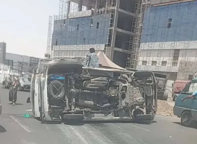 اخبار اليمن الان انقلاب مركبة سيارتين إكسبرس المنصورة اخبار اليمن الان الحدث اليوم عاجل