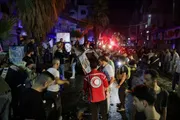 صحيفة الثورة صنعاء اخبار اليمن الان قتيلان جريحا بانفجار حافلة ركاب اخبار اليمن الان الحدث اليوم عاجل صحيفة الثورة صنعاء