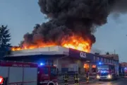السلام نيوز اخبار اليمن الان استنفار ميلانو يلتهم لوجستيا انفجارات اخبار اليمن الان الحدث اليوم عاجل السلام نيوز