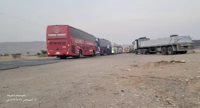 اخبار اليمن الان بالصور طوابير طويلة للمسافرين الفلج اخبار اليمن الان الحدث اليوم عاجل